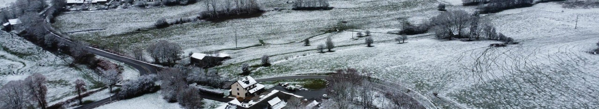 20251121 winter en sneeuw op ardennen camping bertrix 17