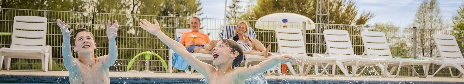 Camping bertrix zwembad